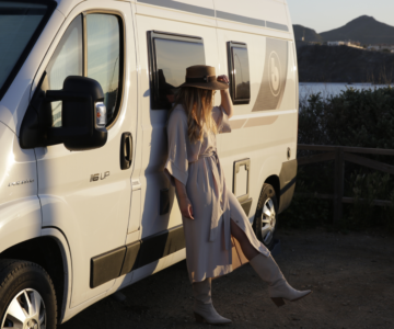 Camper iniciando un roadtrip por España desde Alicante