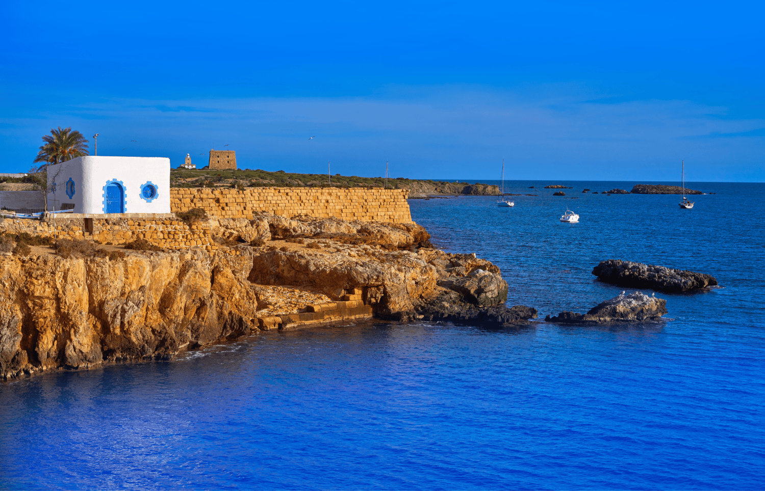 Isla de Tabarca durante una ruta en camper por la Costa Blanca